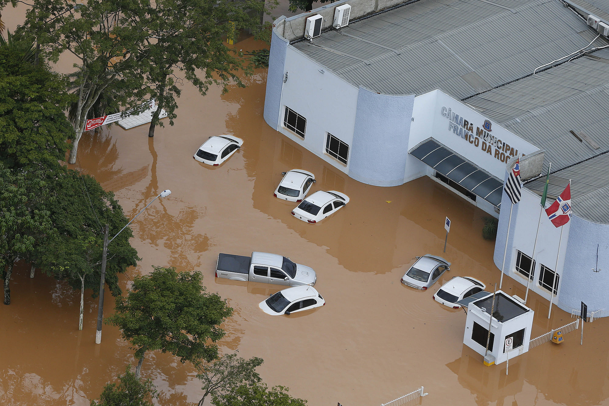 Floods And Mudslides Kill 16 People In And Around Sao Paulo